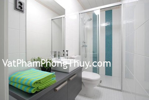 Phòng tắm không nên đặt cuối hành lang