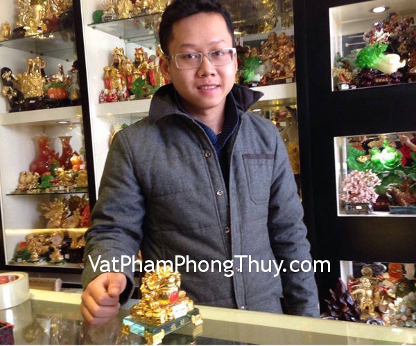 Anh Long - khách hàng mua thiềm thừ vàng kim H162G