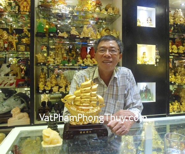 Chú Dẻo - Khách hàng mua thuyền vàng K165M, cóc hoàng long HM027 và tháp văn xương lam ngọc HM131