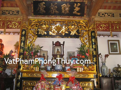 Cách bài trí bàn thờ ngày Tết hợp phong thủy