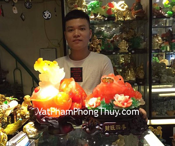 Anh Đức - khách hàng mua Tỳ hưu đỏ cam tài lộc K119M và Thiềm thừ mẫu đơn đế xoay K133M