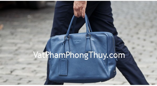'Rơi lọt' tiền tài do túi xách không hợp phong thủy