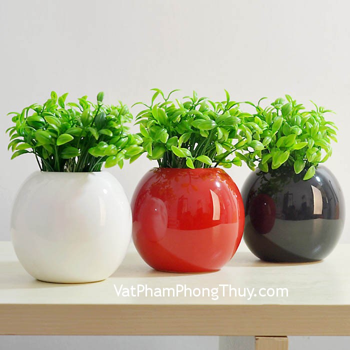Bố trí bình hoa trong phòng khách để thu hút vận may