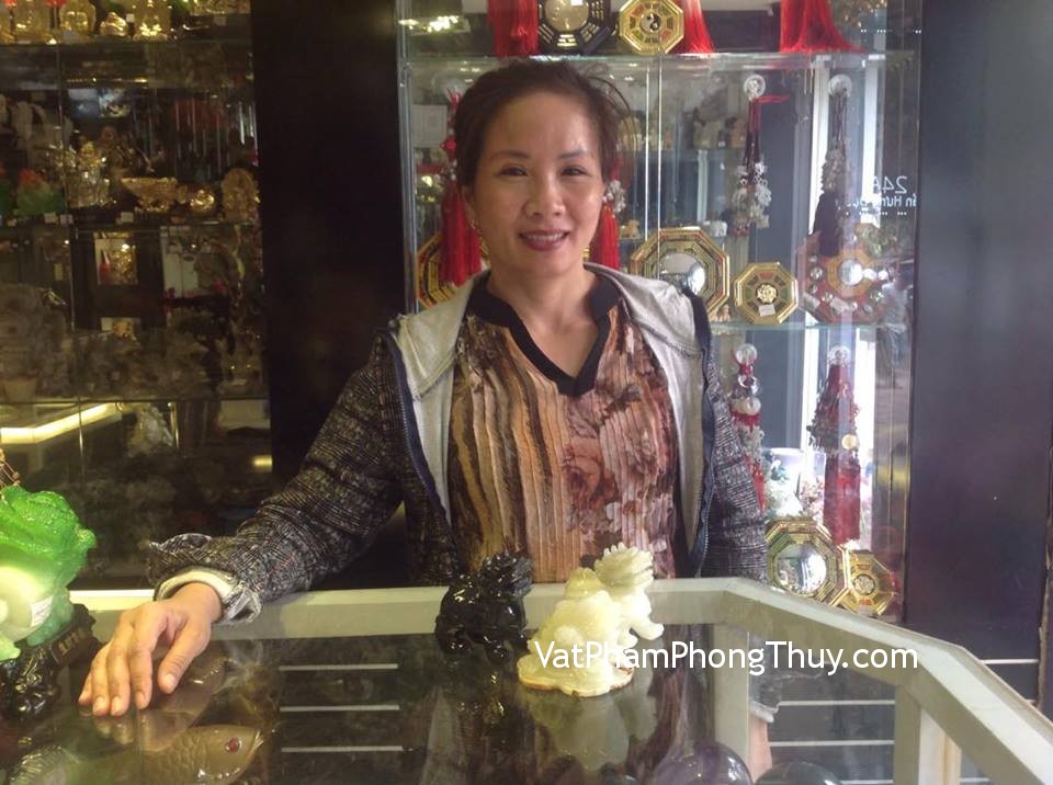 Chị Mai - khách hàng mua thiềm thừ Tây Tạng chuẩn, tỳ hưu Bắc Kinh xanh chuẩn, tỳ hưu  Bắc Kinh đen chuẩn, tỳ hưu Bắc Kinh trắng chuẩn