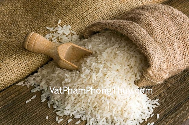 Vị trí đặt hũ gạo giúp gia chủ giàu có quanh năm