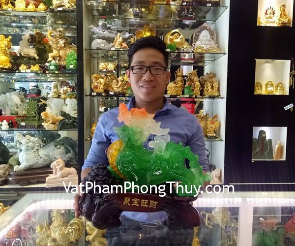 Anh Quang - khách hàng mua tượng tỳ hưu xanh chiêu tài K124M