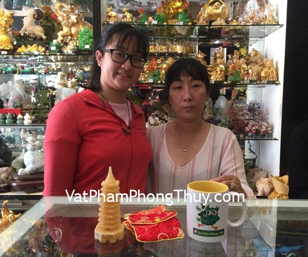 Chị Ngọc Phước- khách hàng mua tháp văn xương hoàng long 9 tầng GM060, mặt phật bản mệnh mắt mèo nhỏ S6484-3,S6484-8, S1134-3, ve ngọc phỉ thúy S6509