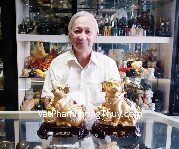 Chú Dũng - khách hàng mua Chuột vàng ôm hồ lô vàng H412G, Chó vàng chậu tiền H405G