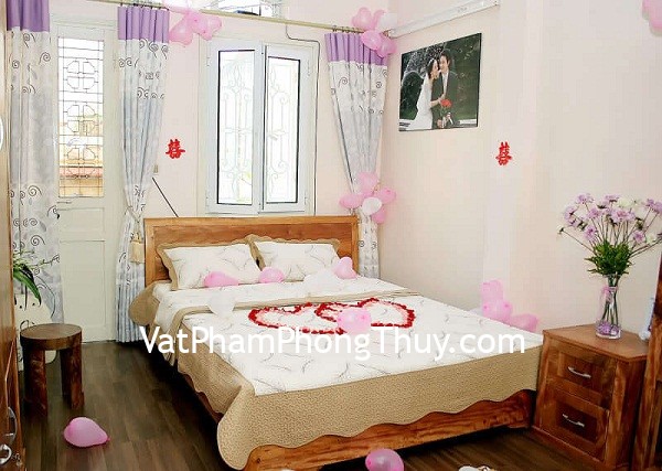 Bạn đã biết vị trí treo ảnh cưới giúp vợ chồng hạnh phúc dài lâu, con cái đầy đàn