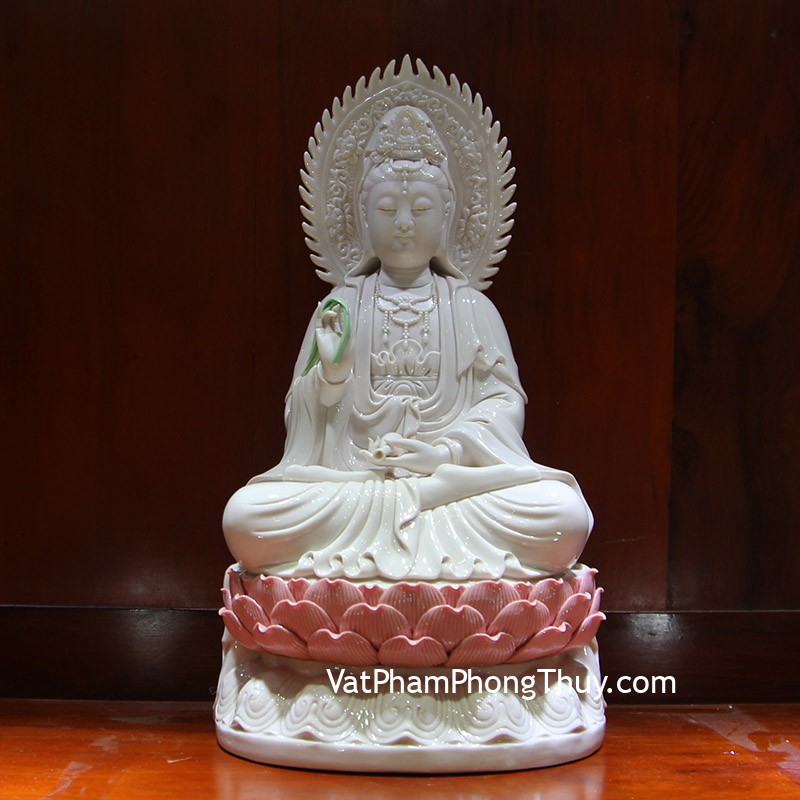 Cách bày tượng Phật trong nhà không phạm đại kị để nhà ở được bình an, may mắn