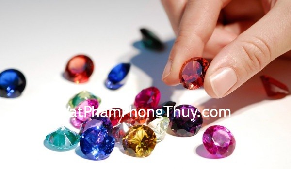 Chọn trang sức vật phẩm phong thủy hợp cung mệnh sẽ đem lại sức khỏe, may mắn, hưng vượng