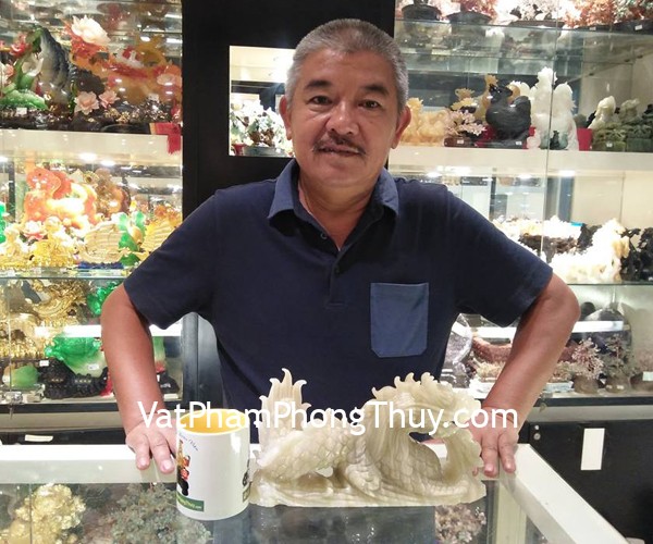 Chú Trang - khách hàng mua rồng cẩm thạch nằm N076