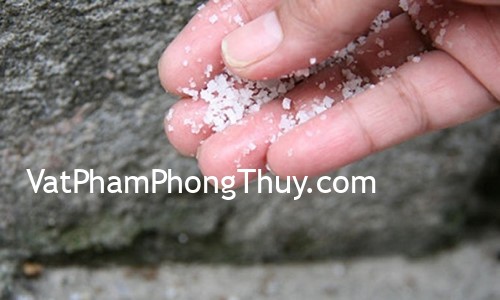 Tin được không, vỏ trứng sống xả xui rất linh nghiệm
