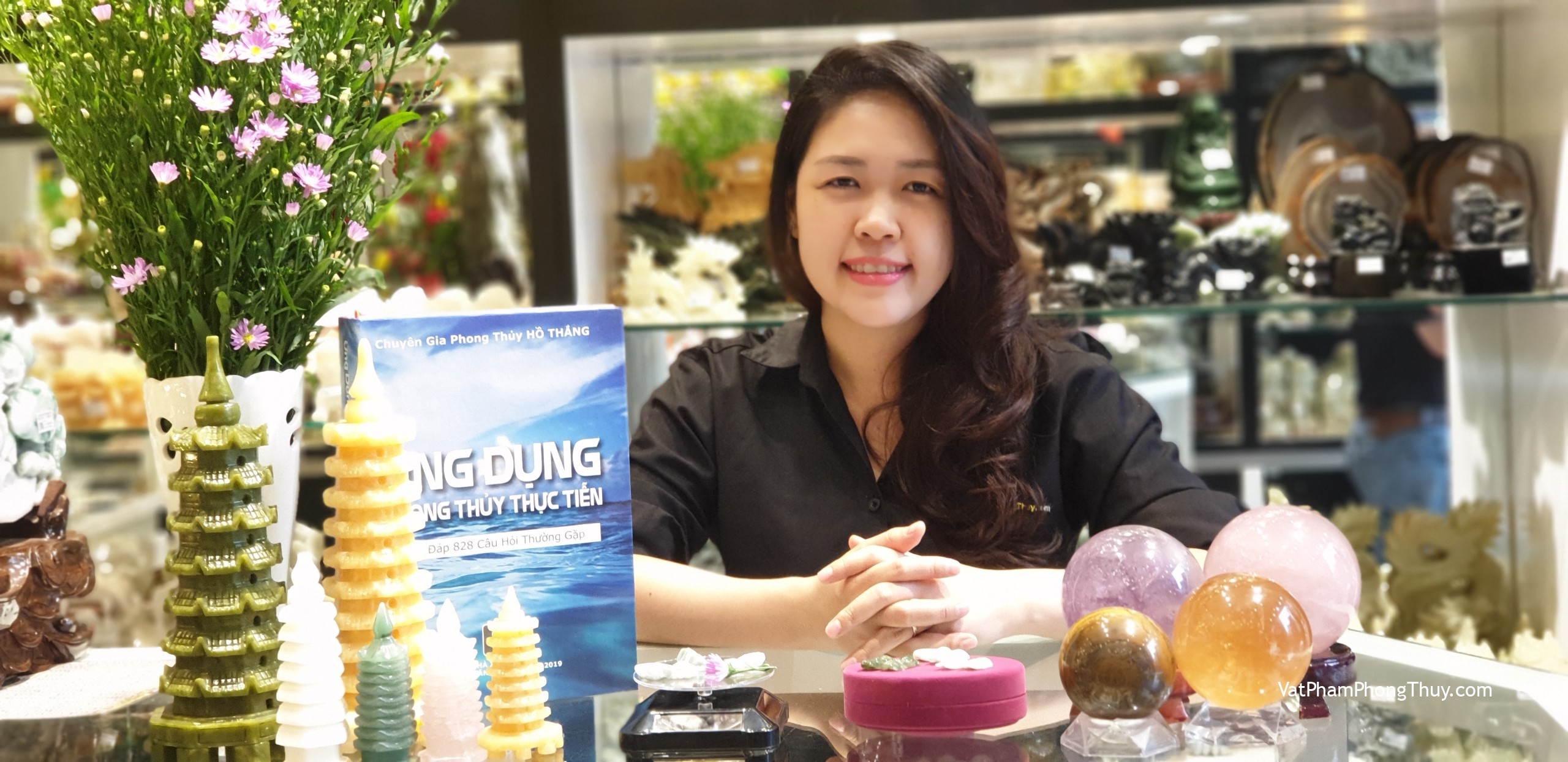 [Video] Cách đặt bàn học hiệu quả và vật phẩm phong thủy bổ trợ học hành thi cử| Ep27 [Tỉ Tỉ Chuyện Phong Thủy]
