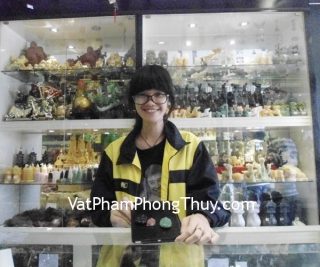 Chị Cầm -khách hàng mua Phật bản mệnh tuổi ngọ S5069-7