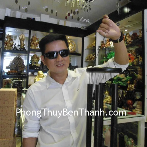 Anh Hoàng Đạo - khách hàng mua chuông gió 5 ống khủng C1263