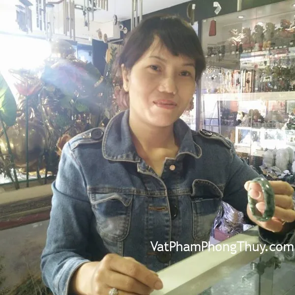 Chị Kim Cương - khách hàng mua vòng ngọc Phỉ Thúy VM103-S5-6500