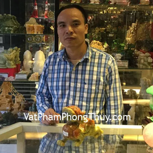 Chú Cường - khách hàng mua tỳ hưu tiêu ngọc lớn M001