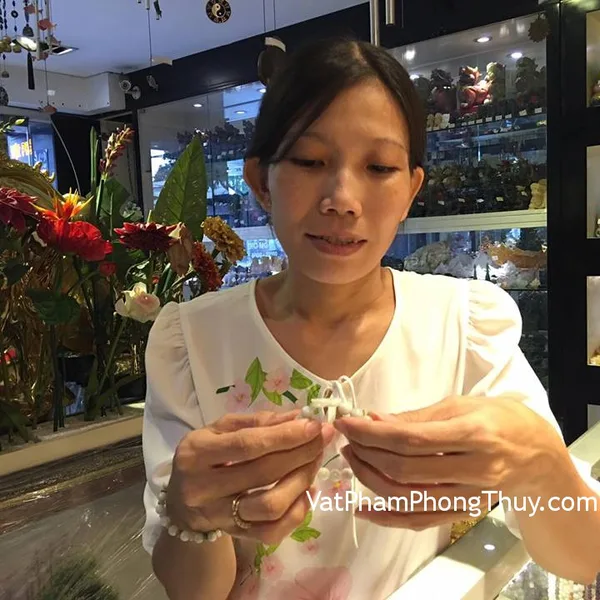 Chị Bảy - khách hàng mua chuỗi Tỳ Hưu Phỉ Thúy S6012