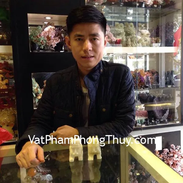 Anh Hà - khách hàng mua tỳ hưu  Bắc Kinh xanh chuẩn BKX-S và tỳ hưu Bắc Kinh trắng chuẩn BKT-S