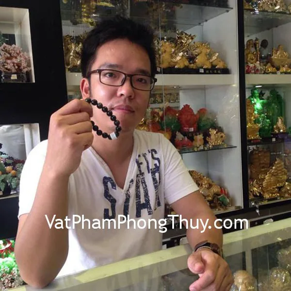 Anh Ngọc - khách hàng mua chuỗi hắc ngà S6251