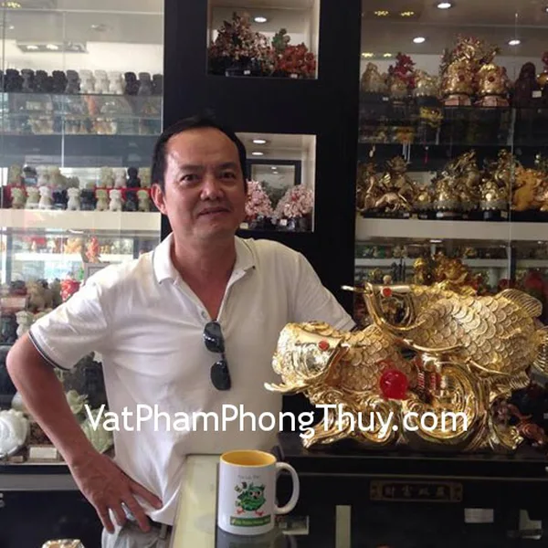 Chú Thanh - khách hàng mua tượng cá A193