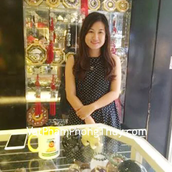 Chị Diệu Linh- khách hàng mua tỳ hưu Bắc Kinh xanh chuẩn BKX-S, tỳ hưu Bắc Kinh đen chuẩn BKD-S và hồ ly thạch anh vàng dáng đẹp S6342