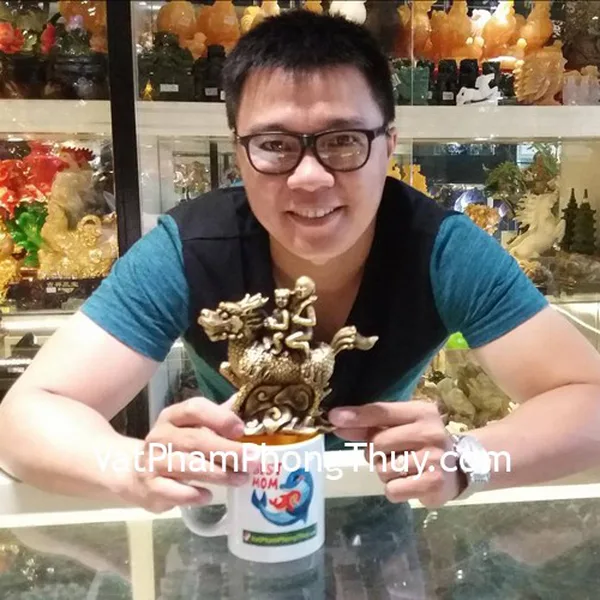 Anh Đan - khách hàng mua tượng kỳ lân tống tử D203