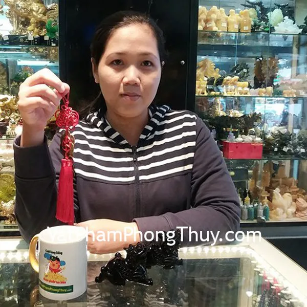Chị Hằng - Khách hàng mua Tỳ hưu hắc ngà nhỏ GM009 và Ngọc Bội tỳ hưu mã não đỏ S5127