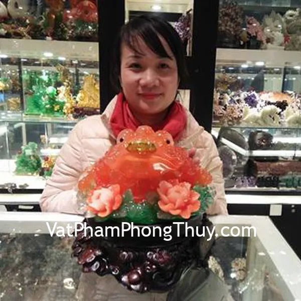 Chị An - khách hàng mua tượng thiềm thừ bên mẫu đơn K133M