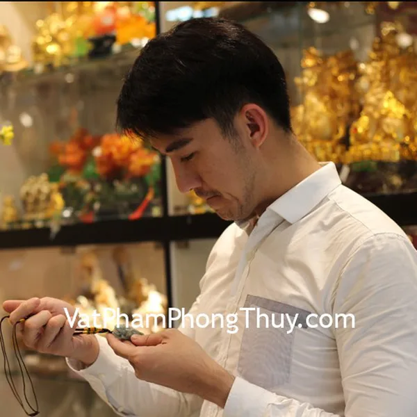 Anh Hiển - khách hàng mua tỳ hưu ngọc Phỉ Thúy S2000-8833