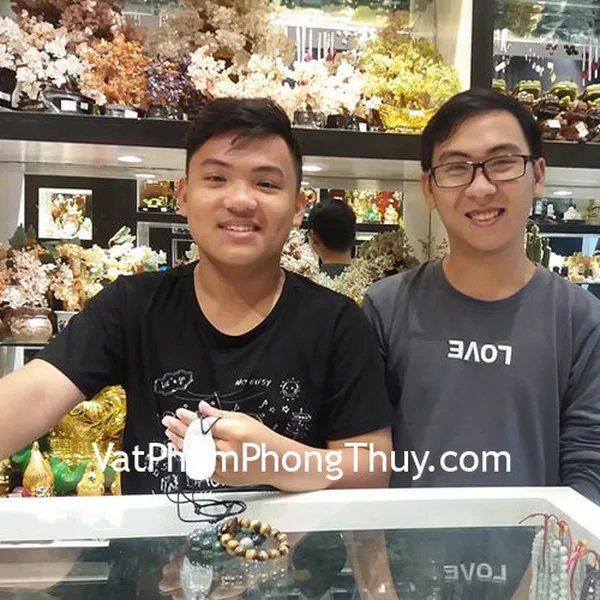 Anh Ngọc - khách hàng mua phật bản mệnh phỉ thúy S6638, chuỗi mã não rong biển S6451 và chuỗi tỳ hưu S6416
