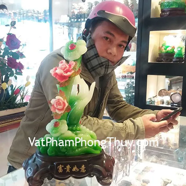 Anh Nam - khách hàng mua gậy như ý trên tay phật C179A