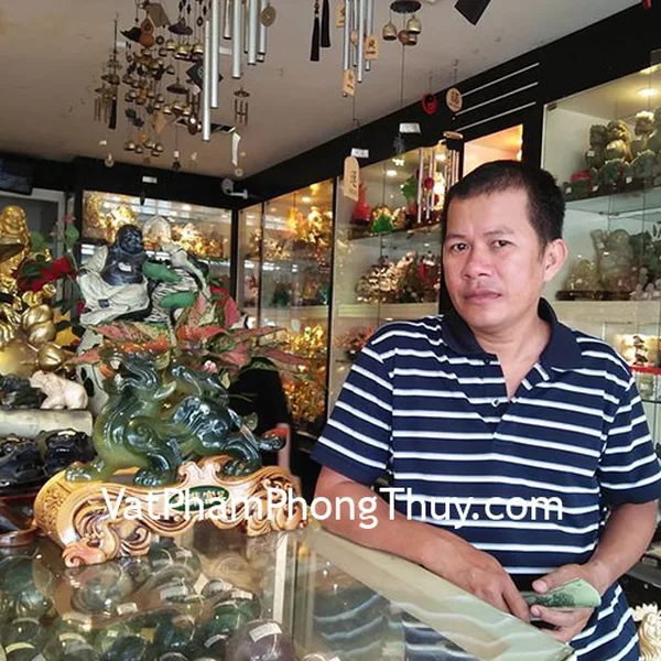 Anh Phong- khách hàng mua tượng tỳ hưu xanh cõng con A073