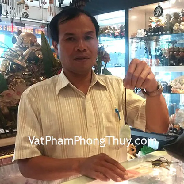 Anh Sứng - khách hàng Phật Phổ Hiền Bồ Tát phỉ thúy vân xanh nhạt (Tuổi Thìn + Tỵ ) S6638-4