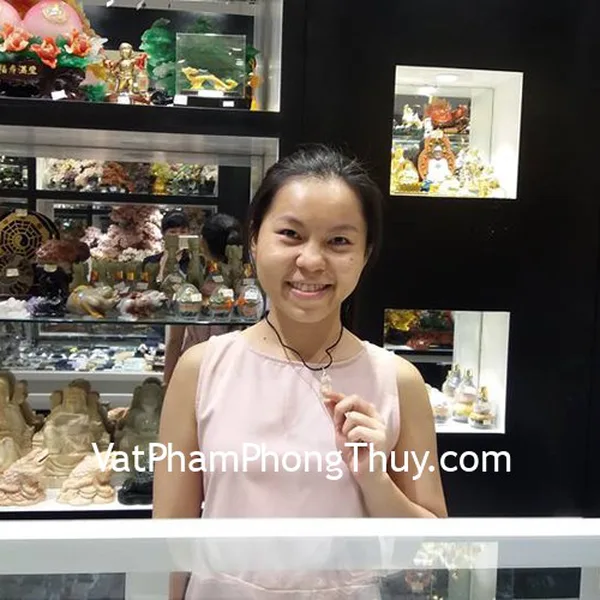 Chị Linh - khách hàng mua hồ ly thạch anh vàng dáng đẹp S6342