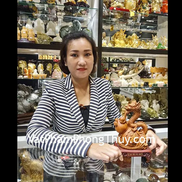 Chị Nhàn - khách hàng mua tượng rồng E145