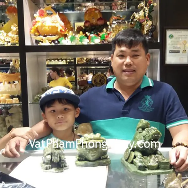 Anh Thảo - khách hàng mua tượng long quy lam ngọc xanh GM028, GM180, thiềm thừ lam ngọc GM023 và mặt ve đá mắt mèo S6862