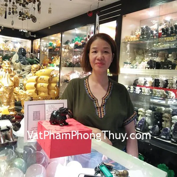Chị Ngọc-khách hàng mua Tỳ Hưu bắc Kinh Đen chuẩn BKD-S