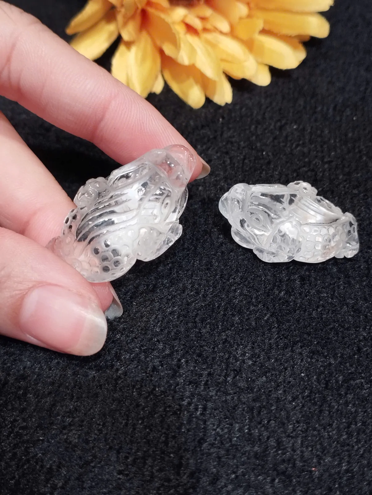 Thiềm Thừ đeo cổ đá thạch anh trắng vẩy rồng mới S793