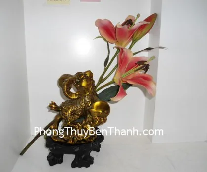 Dê tài lộc B099