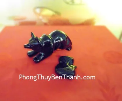 Hồ ly hắc ngà dáng nằm K080