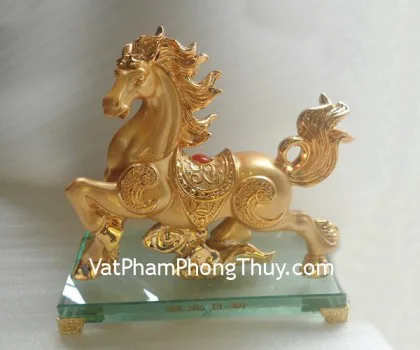 Ngựa vàng kim, đế thủy tinh- Tiến nghiệp nhật sanh FE251