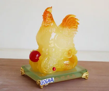 Gà mái lưu ly vàng ấp trứng trên tiền đế thủy tinh - Kim kê sanh tài G064A
