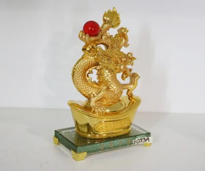 Rồng vàng phun châu trên kim bảo lớn đế thủy tinh - Phú quý hưng long G093A