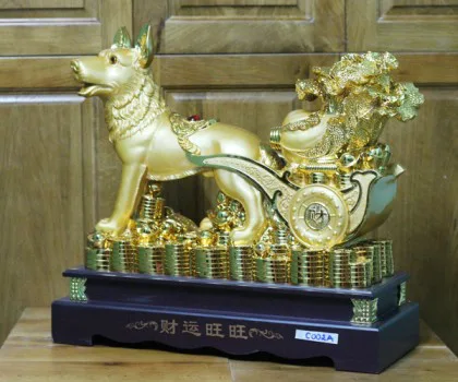 Chó vàng kéo bắp cải lớn - Tài vận vượng vượng C002A