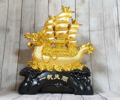 Thuyền buồm đầu rồng vàng bóng chở tiền vàng trên sóng vàng khủng - Thịnh phong phá sóng/ Nhất phàm phong thuận/ Mãn đới như quy LN138