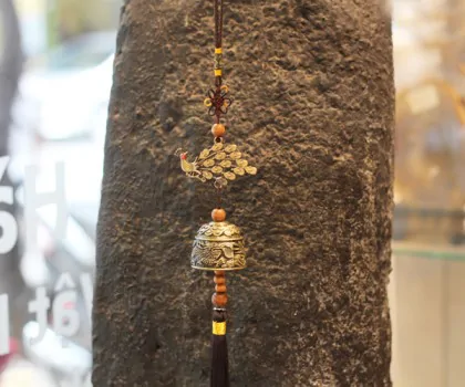 Chuông gió đồng linh vật chim công CG1264-2