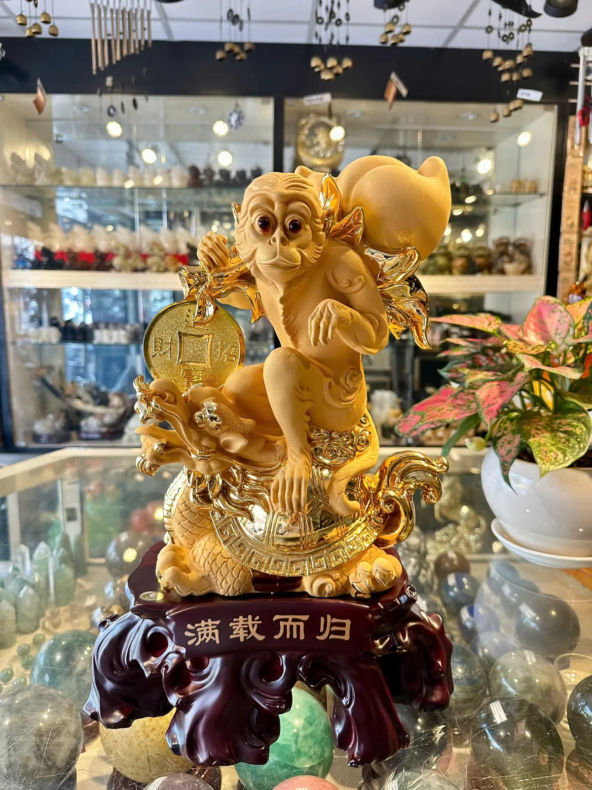 Khỉ cõng đào trên long quy - mãn đới như quy K001M