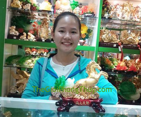 Chị Đoan - Khách hàng mua Ngựa vàng kéo xe bắp cải xanh nhỏ FG105A